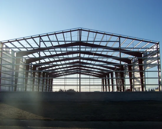 Entrepôt préfabriqué de structure métallique de cadre en acier de hangar d'atelier de bâtiments en métal à faible coût